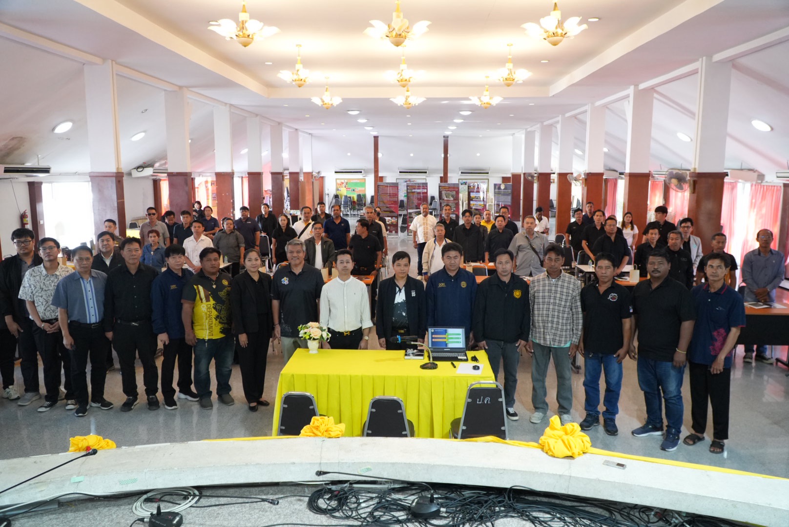 แขวงทางหลวงฉะเชิงเทรา จัดประชุมประชาสัมพันธ์โครงการสำรวจและจัดทำแผนที่เวนคืน โครงการก่อสร้างทางเลี่ยงเมืองฉะเชิงเทรา (ด้านใต้) ส่วนที่ 1 และส่วนที่ 2