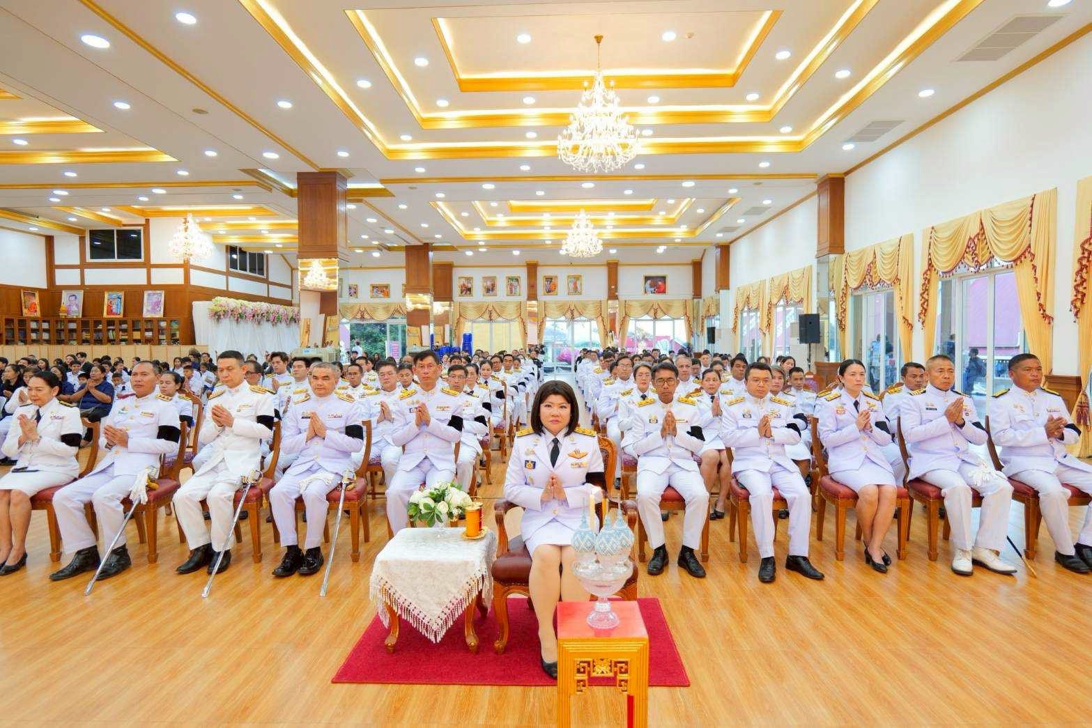 #จังหวัดฉะเชิงเทรา ร่วมกับ #คณะสงฆ์จังหวัดฉะเชิงเทรา(ธรรมยุต) จัดพิธีบำเพ็ญกุศล  ถวายพระราชกุศล &ldquo;ปัญญาสมวาร&rdquo; ถวายพระราชกุศลแด่ สมเด็จพระนางเจ้าสิริกิติ์ พระบรมราชินีนาถ พระบรมราชชนนีพันปีหลวง (เนื่องในวันสวรรคต ครบ ๕๐ วัน)