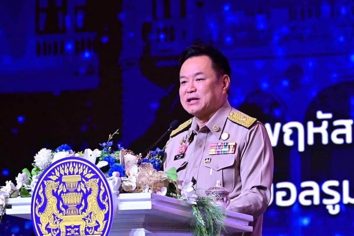 ผู้ว่าราชการจังหวัดฉะเชิงเทรา ร่วมเป็นเกียรติในพิธีเปิดการประชุมเชิงปฏิบัติการขับเคลื่อนการดำเนินงานด้านความมั่นคงตามนโยบายรัฐบาลในระดับพื้นที่ รุ่นที่ 1